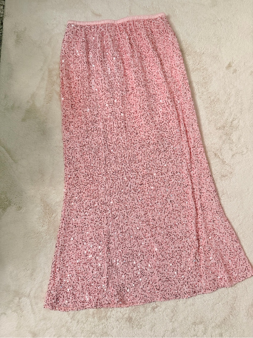 ‼️‼️Chicwish Pink Sequin Maxi Skirt‼️‼️🌸